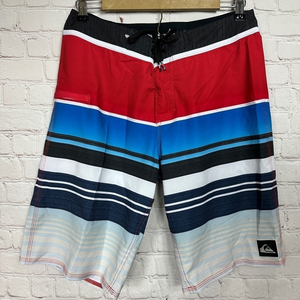 QUIKSILVER Board Shorts swim surf beach striped colorblock, sz 30, EUC
